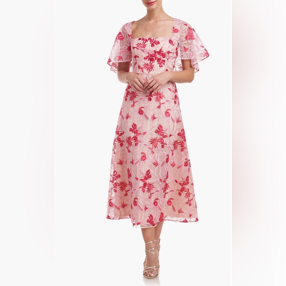 JS Collections Lola Floral Embroidery
Cocktail Dress